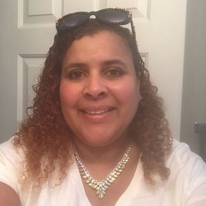 Meet your Posher, Leah